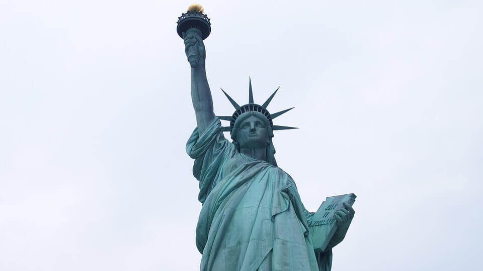 estatua de la libertad en estados unidos